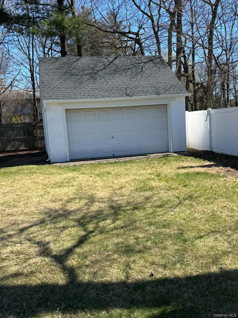 2689 Cedar Court Oceanside NY 11572