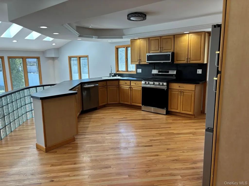 2689 Cedar Court Oceanside NY 11572