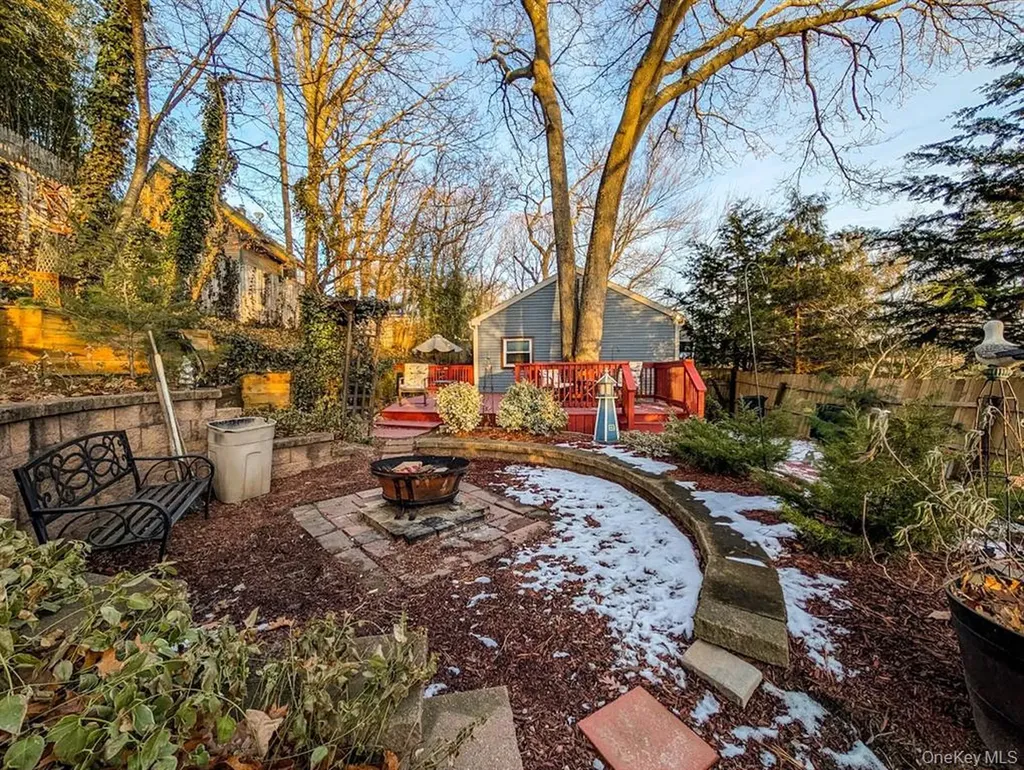 33 Park Drive Rocky Point NY 11778