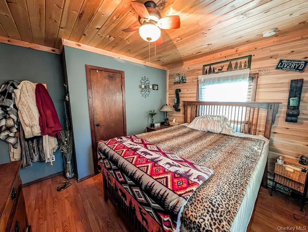 33 Park Drive Rocky Point NY 11778