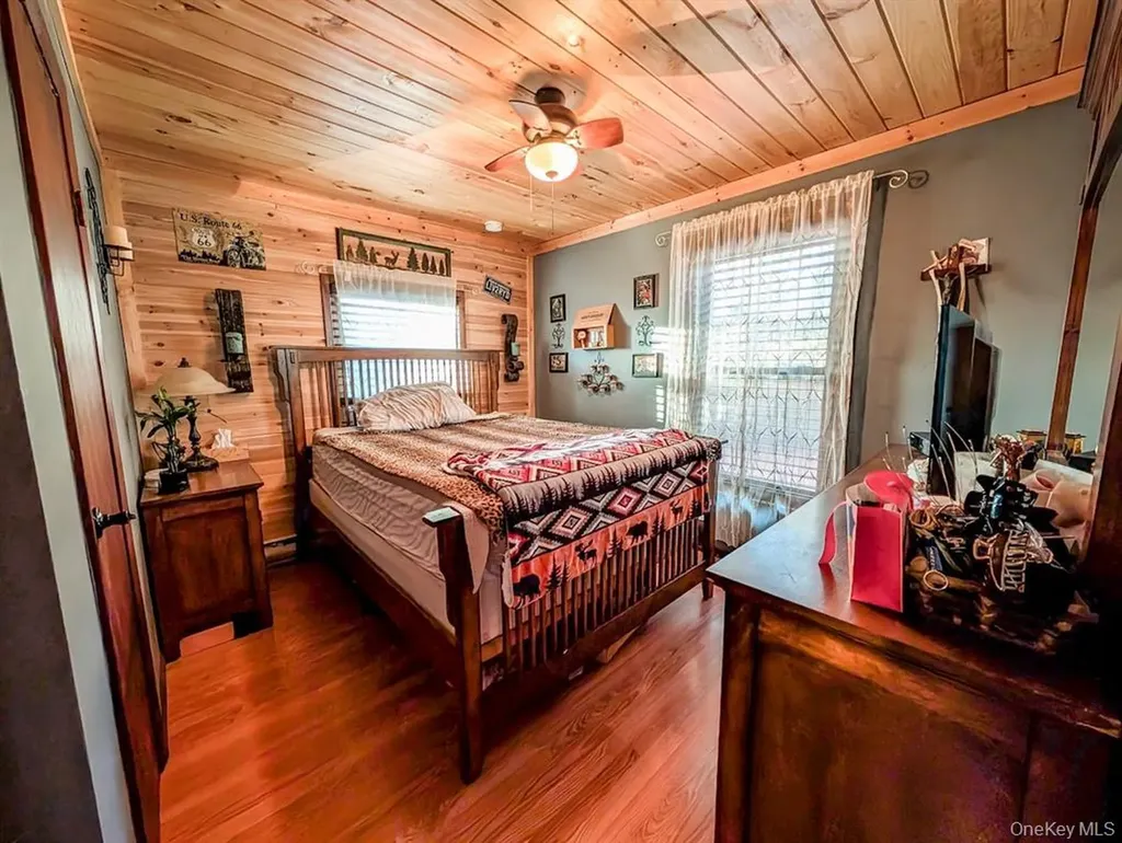 33 Park Drive Rocky Point NY 11778