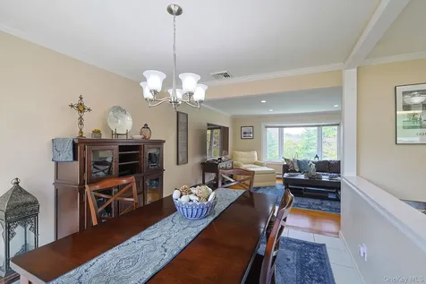 36 Parkway Drive Yorktown Heights NY 10598