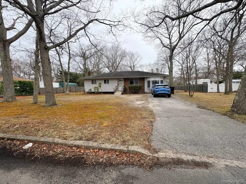 66 40th Street Islip NY 11751