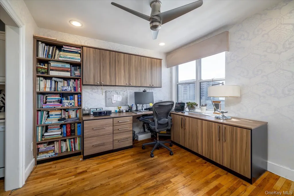 333 E Broadway Long Beach NY 11561