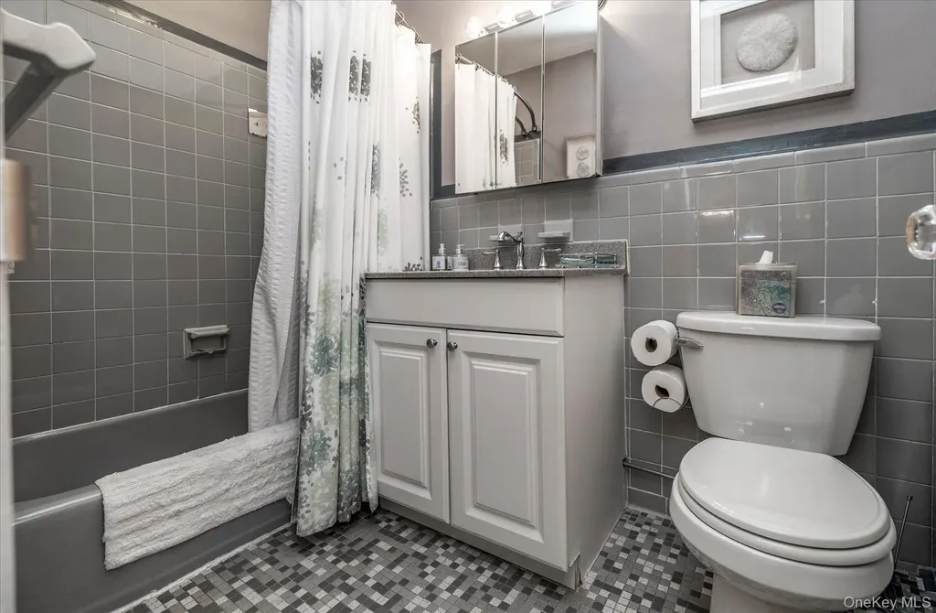 333 E Broadway Long Beach NY 11561