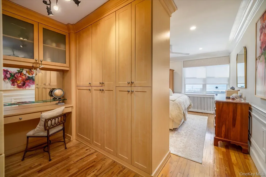 333 E Broadway Long Beach NY 11561