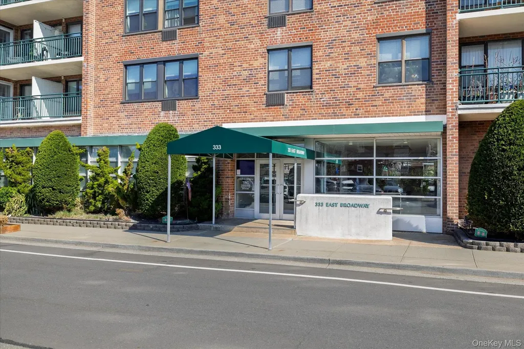 333 E Broadway Long Beach NY 11561