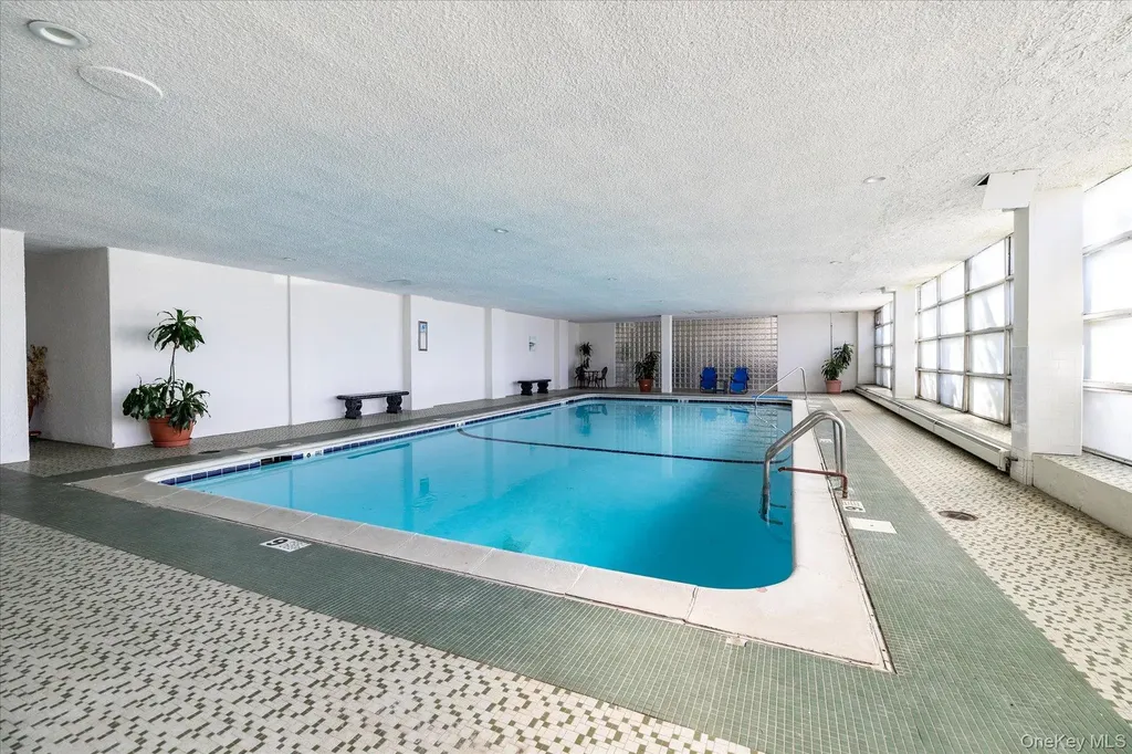333 E Broadway Long Beach NY 11561