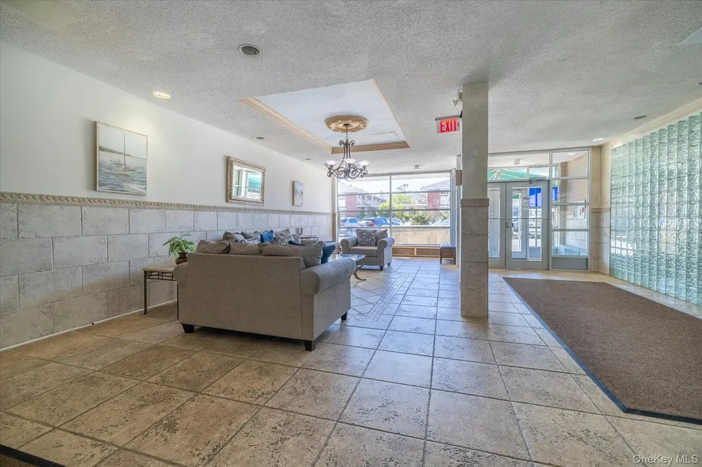 333 E Broadway Long Beach NY 11561