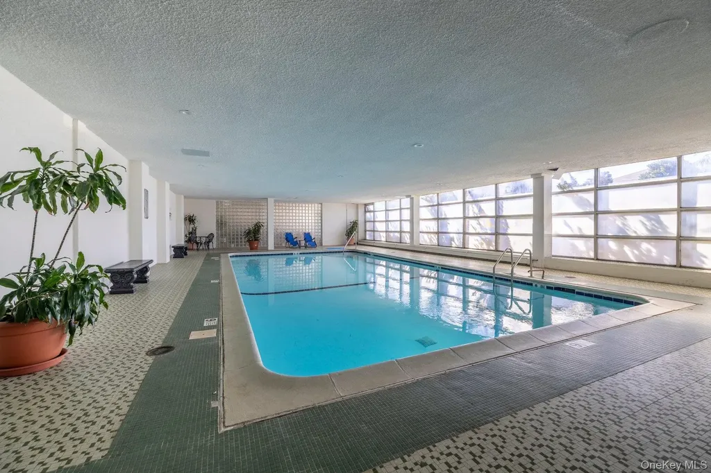 333 E Broadway Long Beach NY 11561