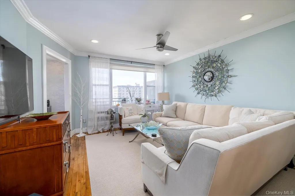 333 E Broadway Long Beach NY 11561