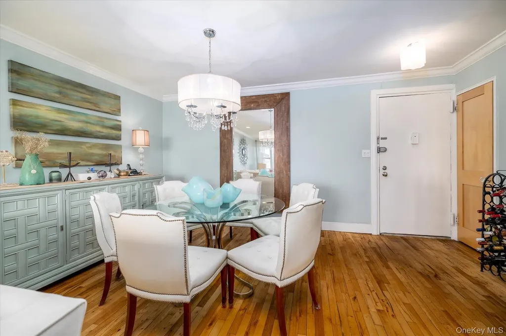 333 E Broadway Long Beach NY 11561
