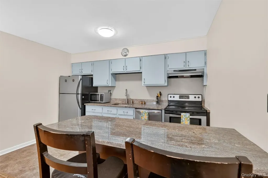 1840 Crompond Road Peekskill NY 10566