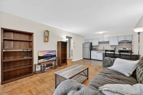 1840 Crompond Road Peekskill NY 10566