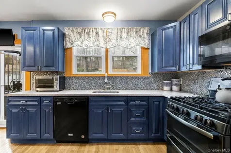 306 Hutchinson Boulevard Mount Vernon NY 10552