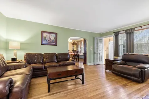 306 Hutchinson Boulevard Mount Vernon NY 10552