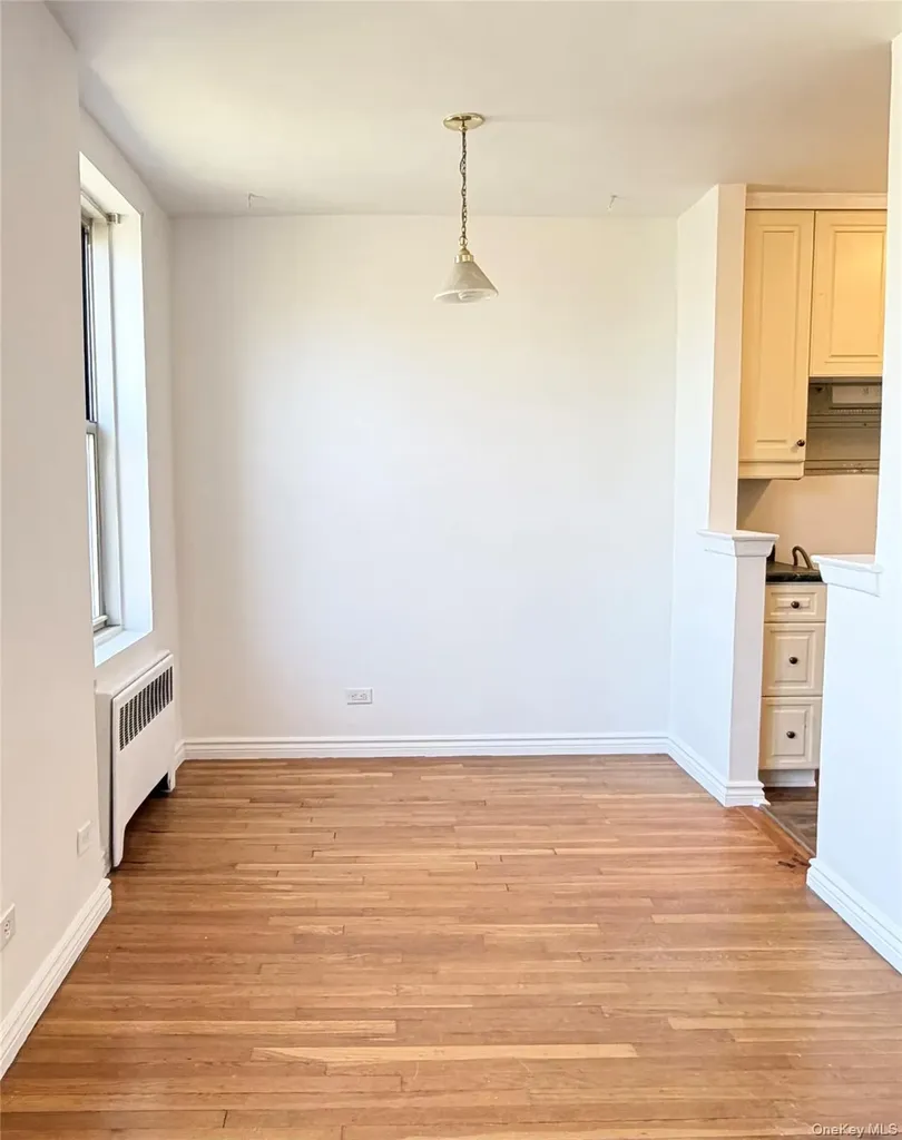 5715 Mosholu Avenue Bronx NY 10471