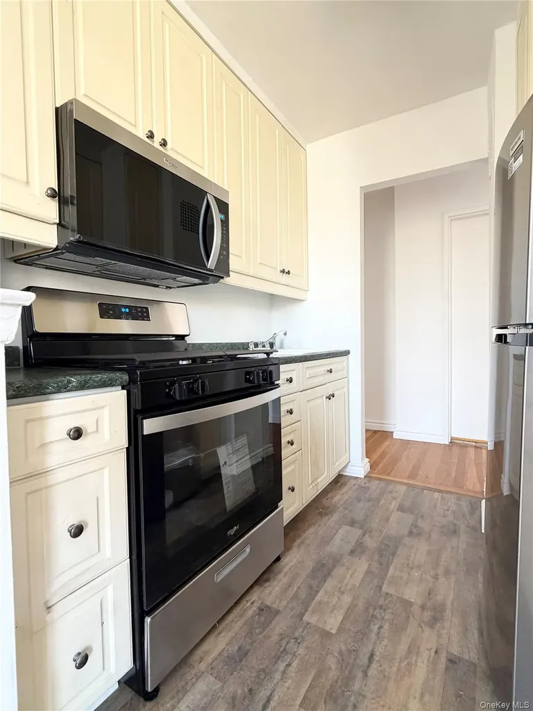 5715 Mosholu Avenue Bronx NY 10471