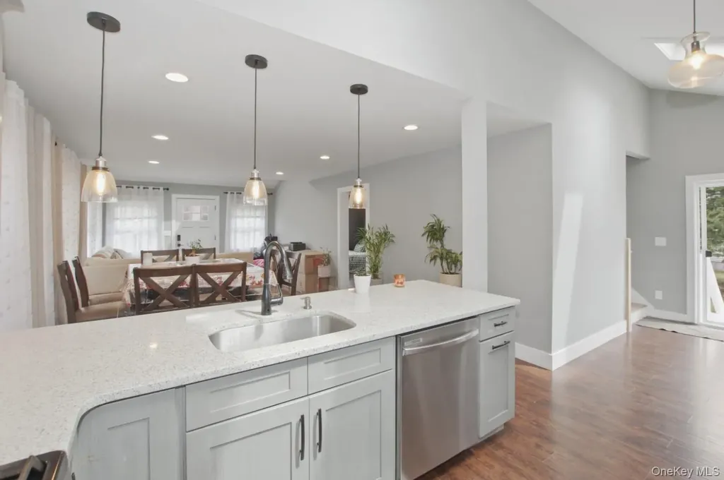 14 Sunburst Drive Rocky Point NY 11778