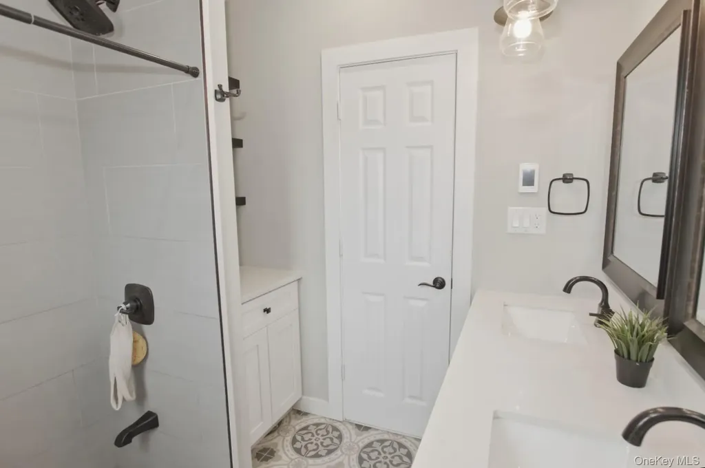 14 Sunburst Drive Rocky Point NY 11778