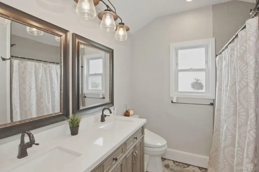 14 Sunburst Drive Rocky Point NY 11778