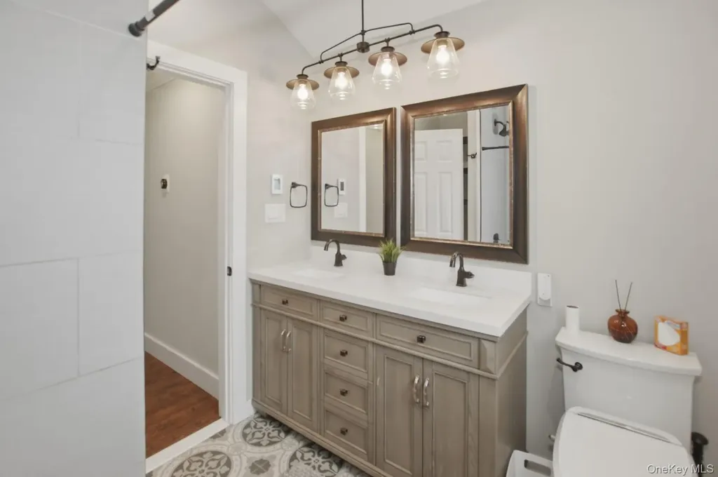 14 Sunburst Drive Rocky Point NY 11778