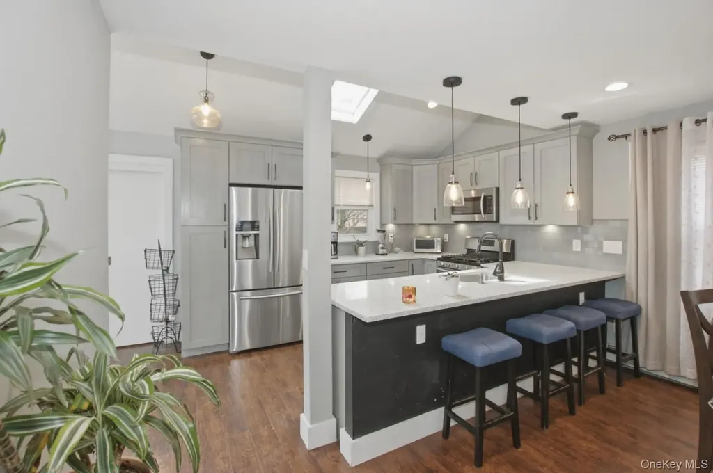 14 Sunburst Drive Rocky Point NY 11778