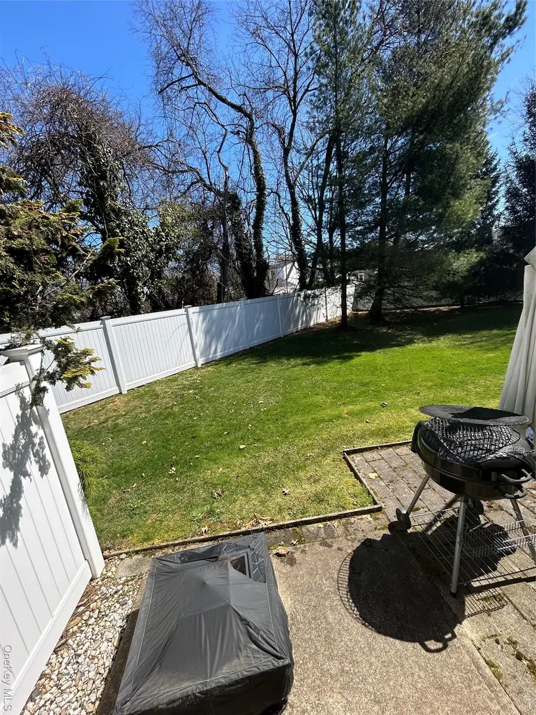 1027 Jerusalem Avenue Uniondale NY 11553