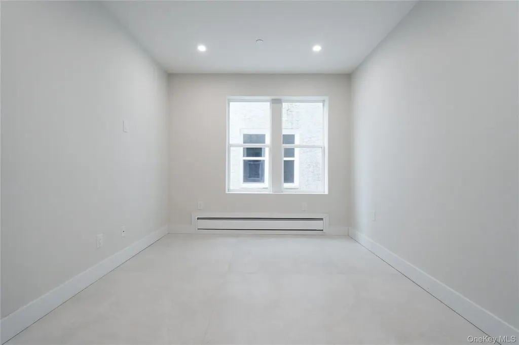 315 W Broadway Long Beach NY 11561