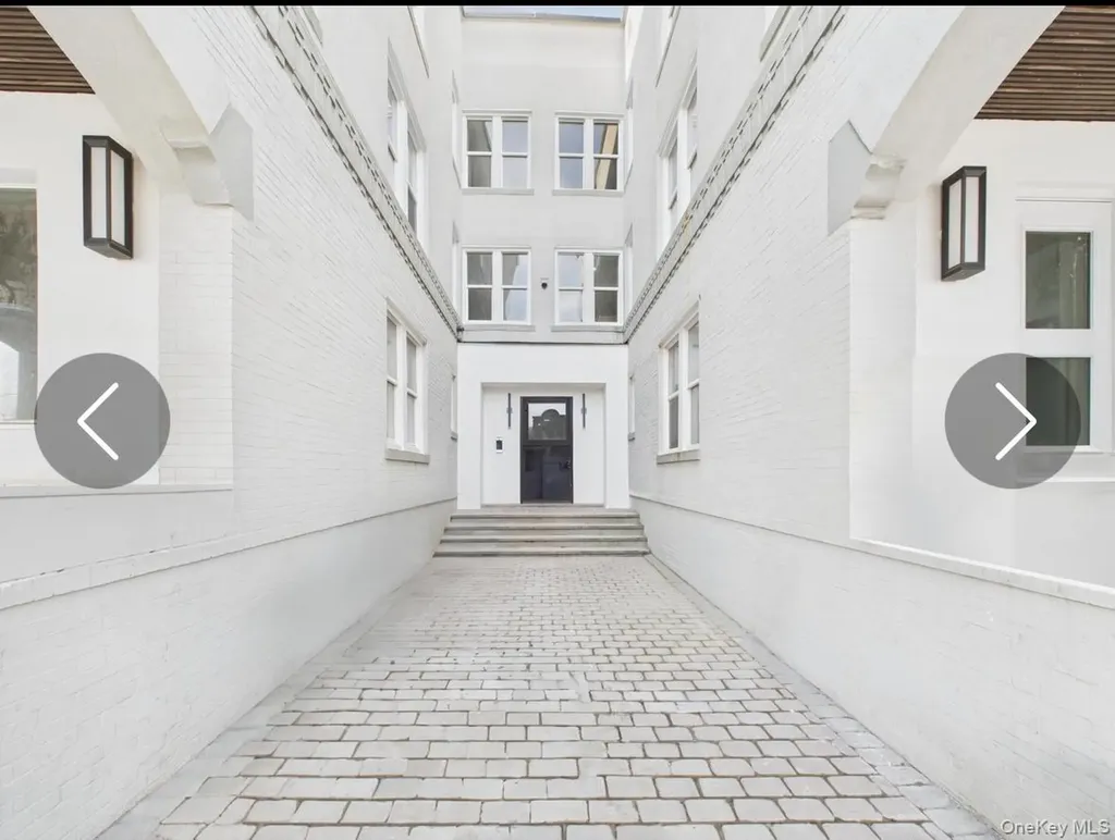 315 W Broadway Long Beach NY 11561