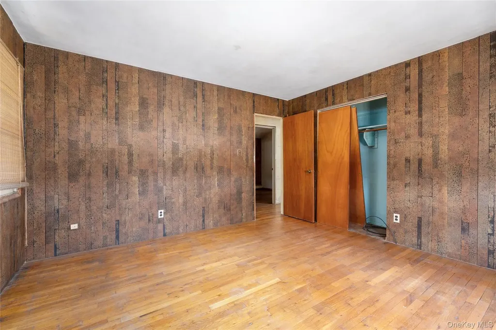 52 Woodbury Road Farmingville NY 11738