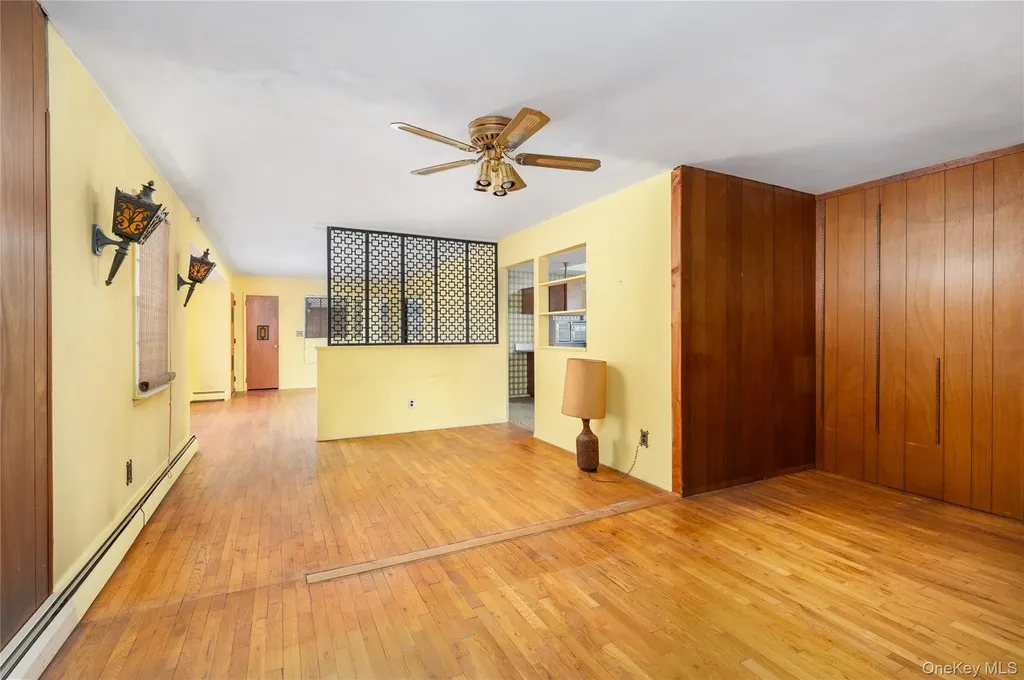 52 Woodbury Road Farmingville NY 11738