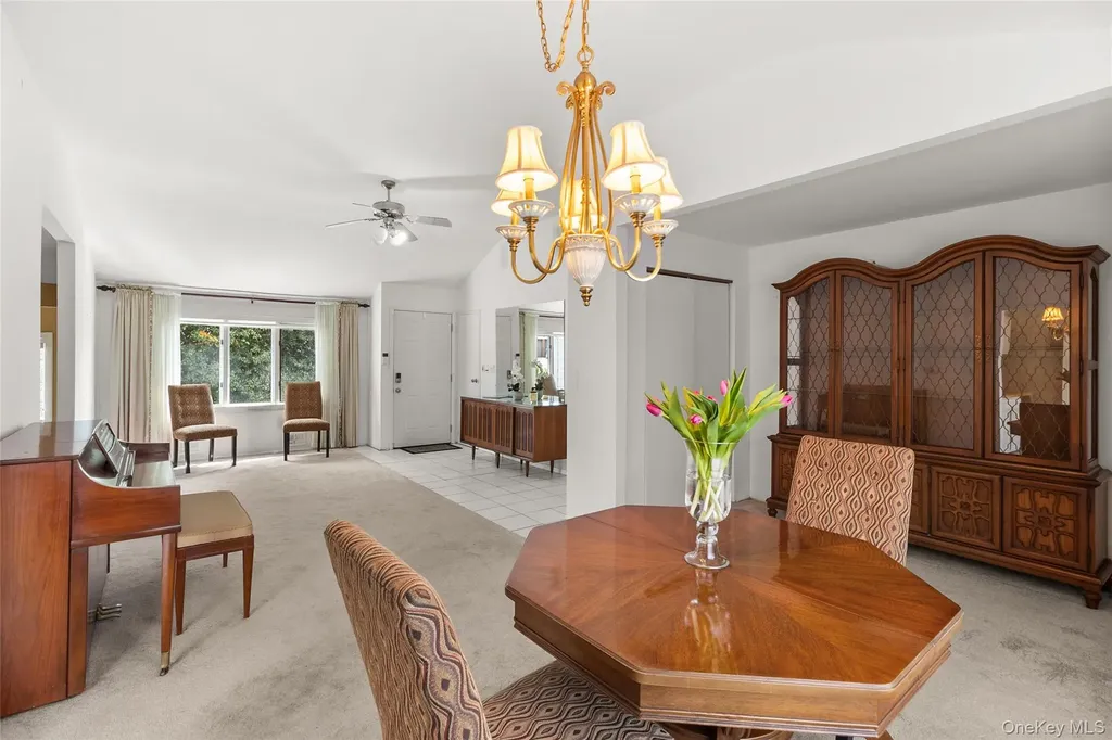 69 Amsterdam Road Smithtown NY 11787