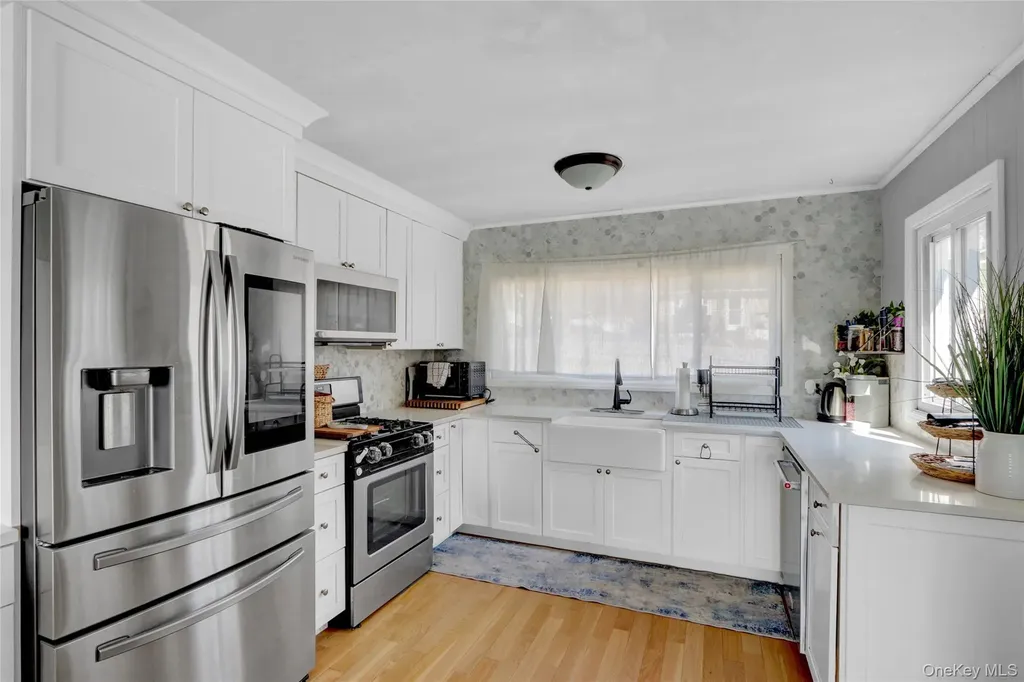 243 Lakeside Trail Ridge NY 11961