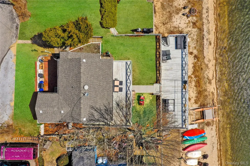 243 Lakeside Trail Ridge NY 11961