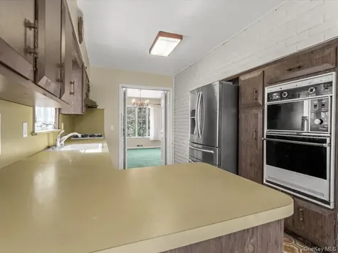25 Jaegger Drive Old Brookville NY 11545