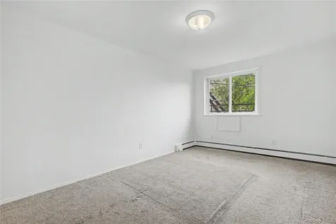 345 N Broadway Yonkers NY 10701