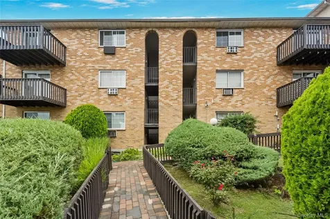 345 N Broadway Yonkers NY 10701