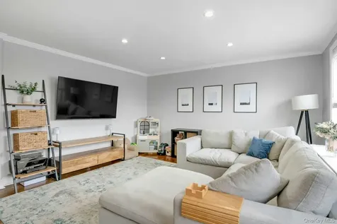 214 Richbell Road Mamaroneck NY 10543