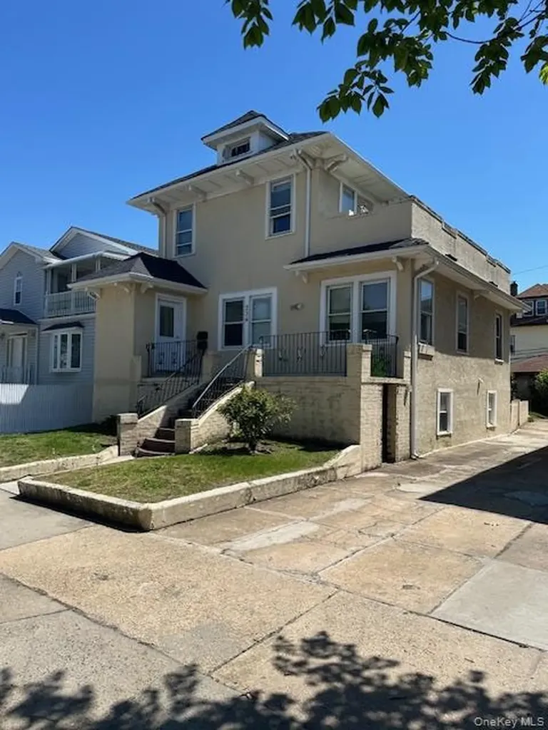 234 W Market Street Long Beach NY 11561