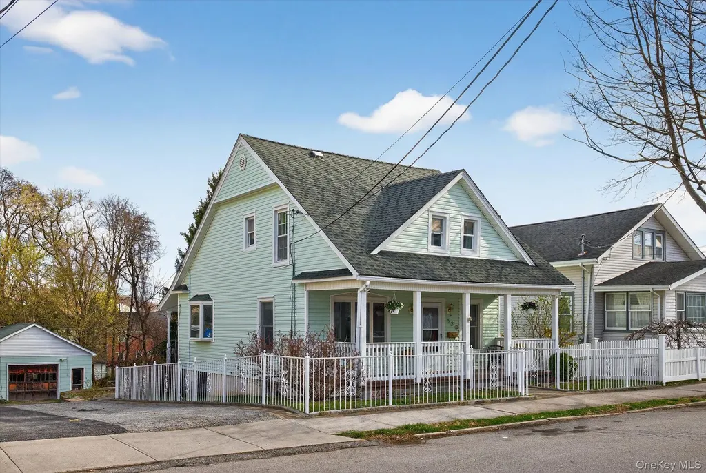 938 Reynolds Street Peekskill NY 10566