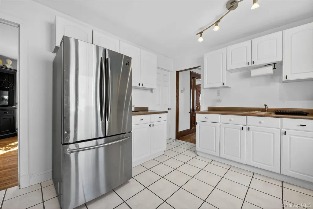 938 Reynolds Street Peekskill NY 10566