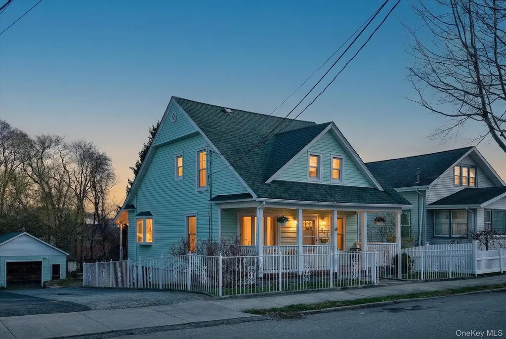 938 Reynolds Street Peekskill NY 10566