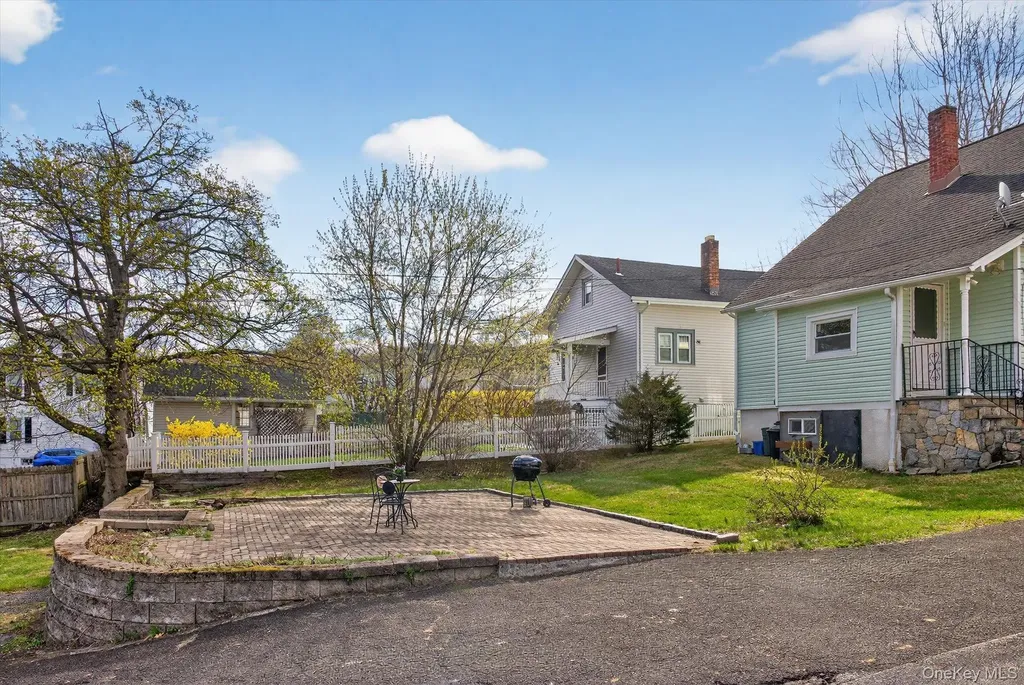 938 Reynolds Street Peekskill NY 10566