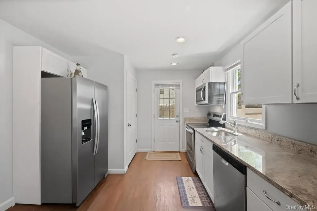 41 Babylon Street Mastic NY 11950