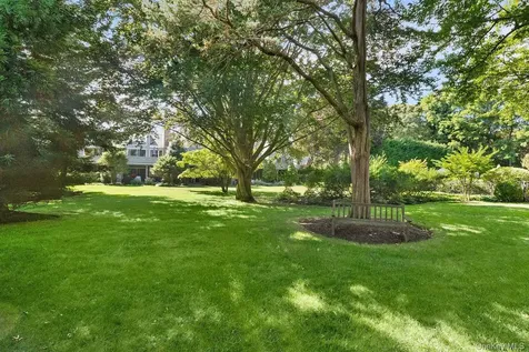 514 Montauk Highway Amagansett NY 11930