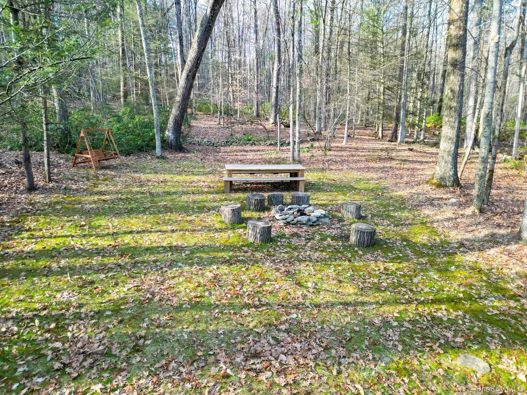 16 Burpo Lane Kerhonkson NY 12446