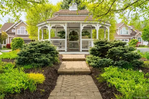 4105 Fred Ill Jr Court Pearl River NY 10965