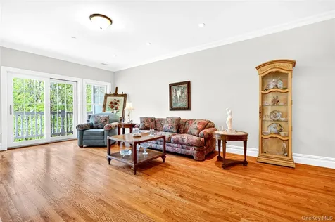 4105 Fred Ill Jr Court Pearl River NY 10965