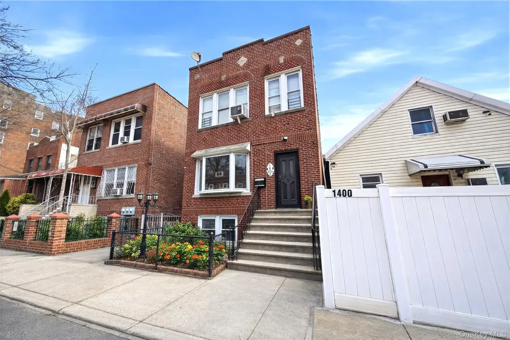 1402 Thieriot Avenue Bronx NY 10460